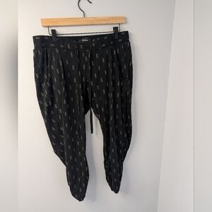 Torrid Black Printed Jogger Pants | Size 00 |‎ Stretchy Ruched Hem